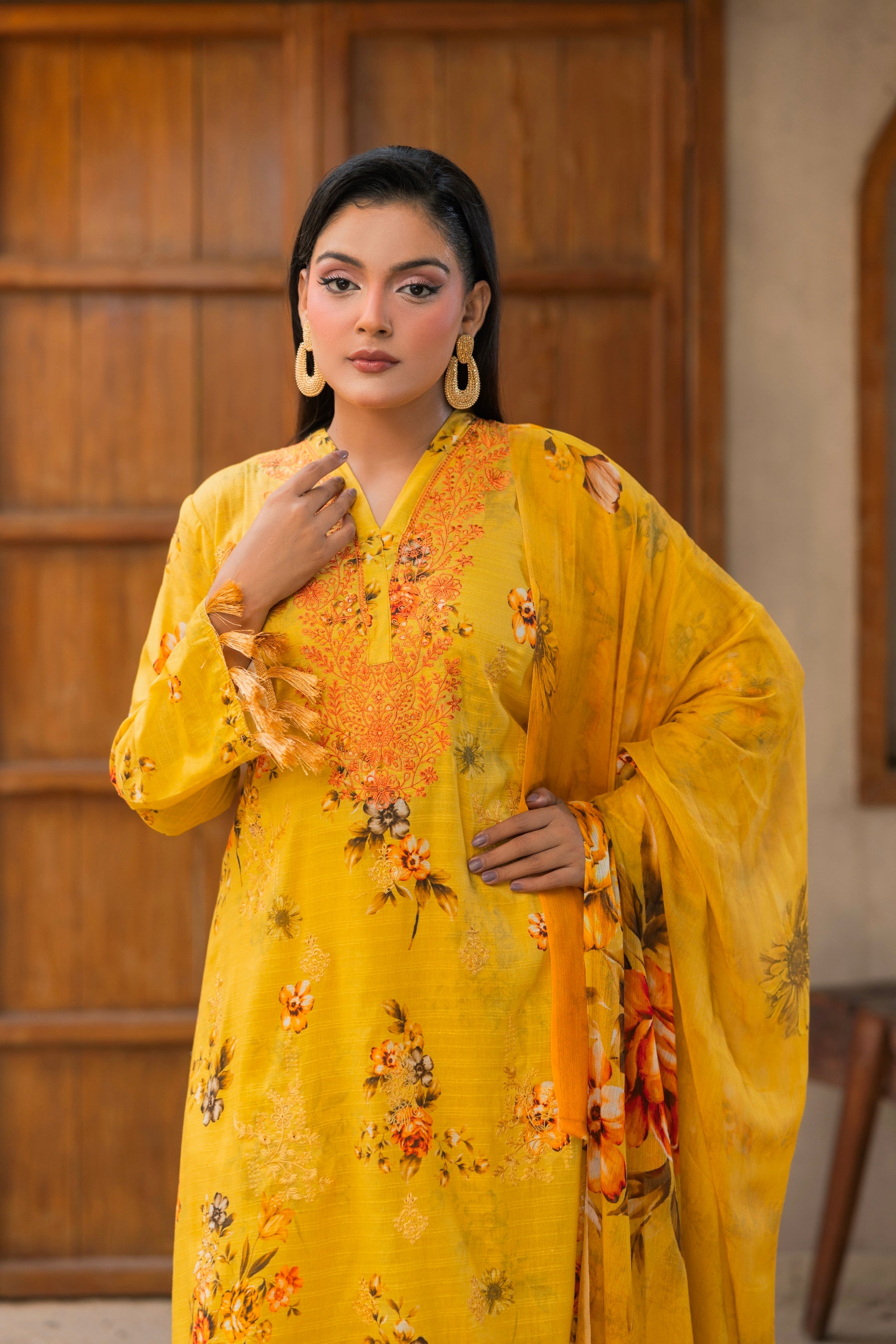 Luxury Embroidered Lawn Suit