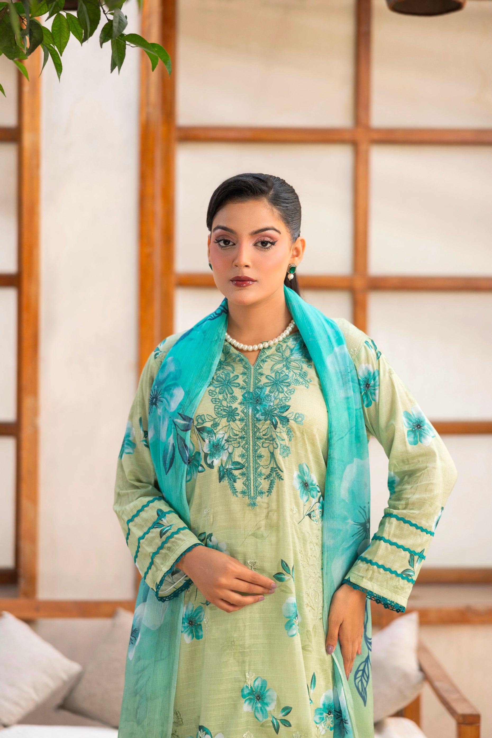 Luxury Embroidered Lawn Suit