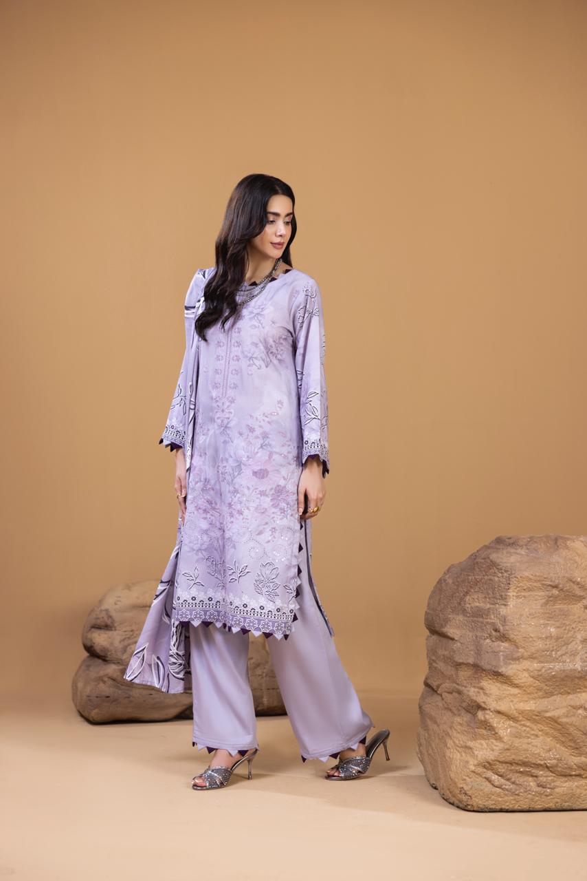LUXURY EMBROIDERED 3 PIECE SUIT