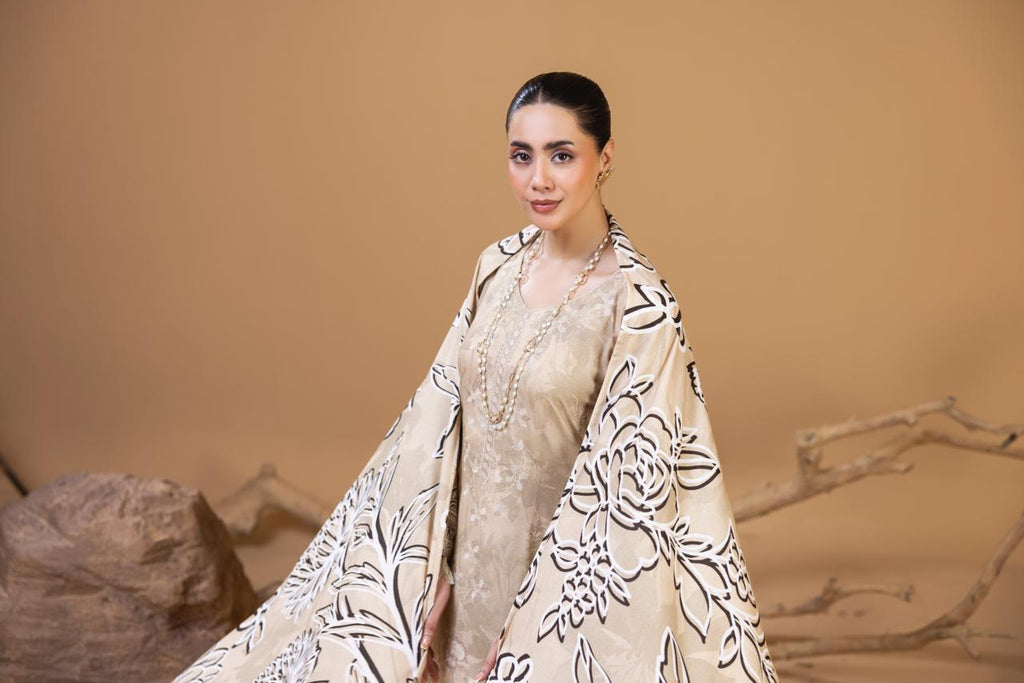 3 Piece Embroidered Karandi Suit