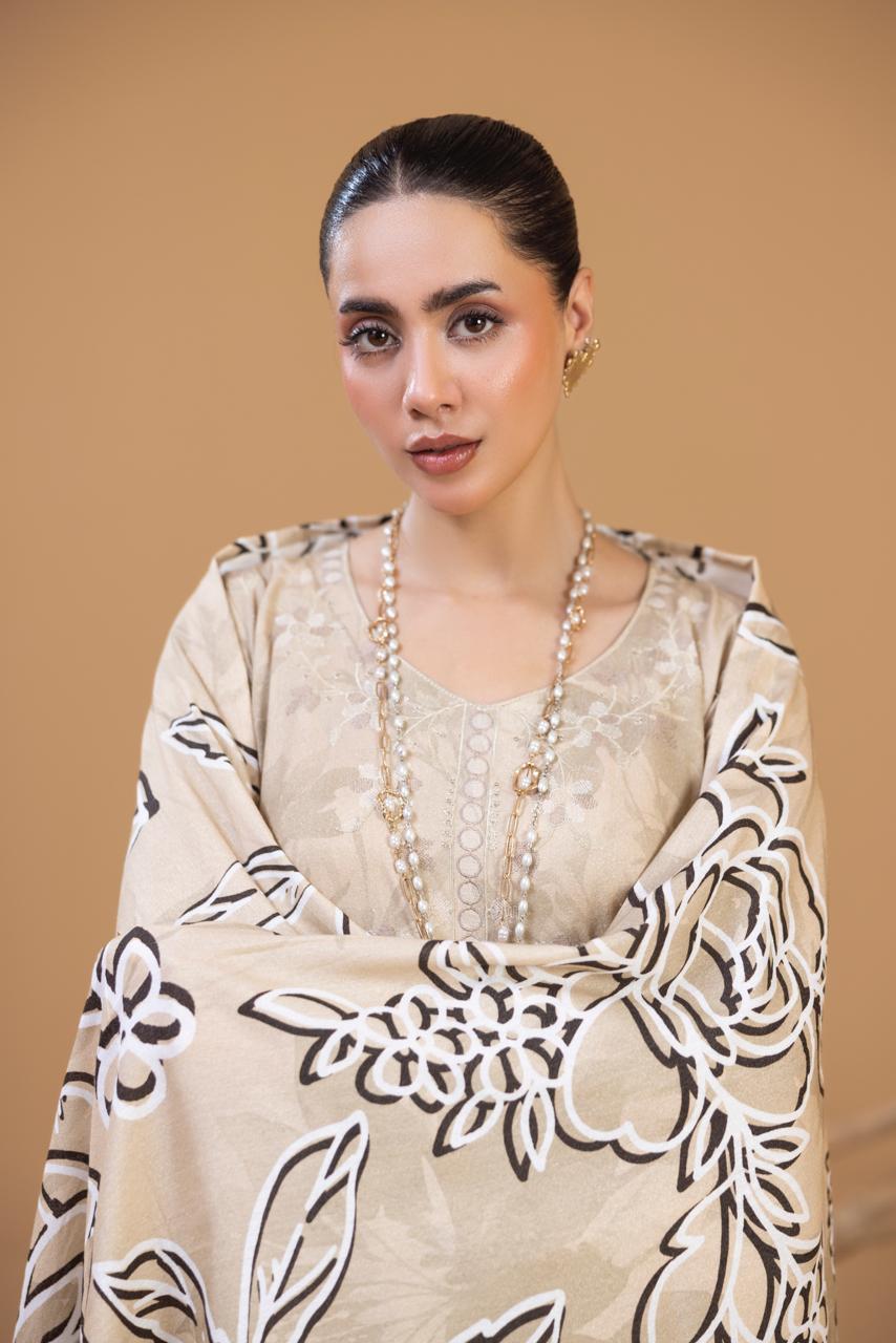 3 Piece Embroidered Karandi Suit
